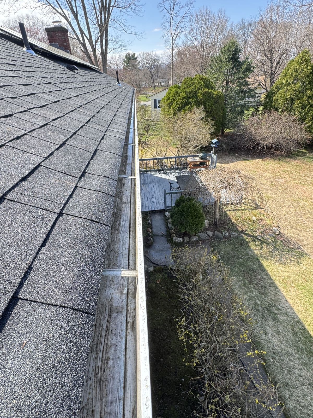 Cheshire: The same roof-edge section after leaves were removed.